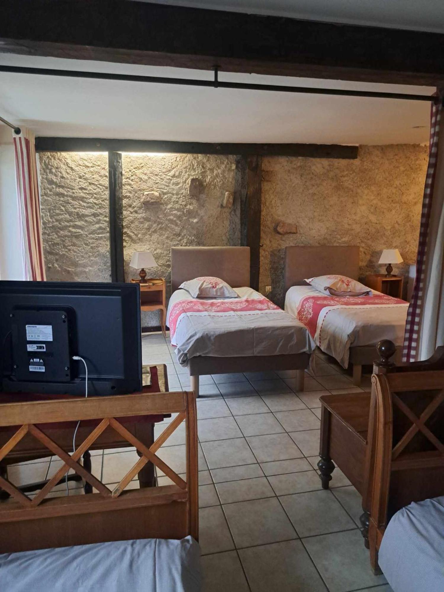 Chambres D'Hotes Les Hirondelles Gaubiving Dış mekan fotoğraf